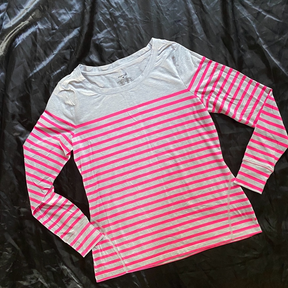 🔥3/$25- Exertek Gray Striped Long Sleeve Shirt